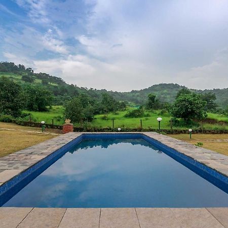 Stayvista'S Shivom Villa 2 - A Serene Escape With Views Of The Valley And Lake Lonavala Esterno foto