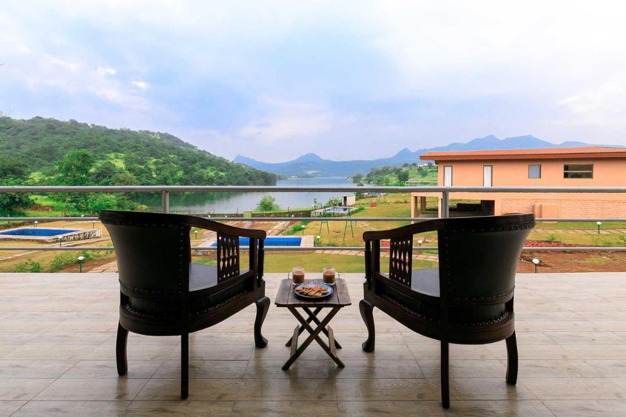 Stayvista'S Shivom Villa 2 - A Serene Escape With Views Of The Valley And Lake Lonavala Esterno foto