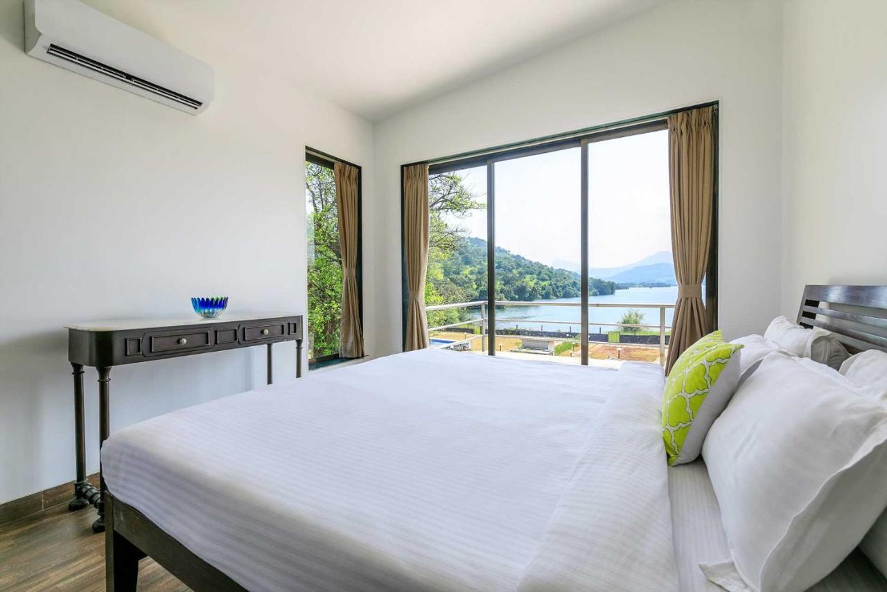 Stayvista'S Shivom Villa 2 - A Serene Escape With Views Of The Valley And Lake Lonavala Esterno foto